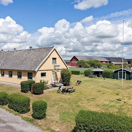 Bruksparkens Hostel Vellinge Екстер'єр фото