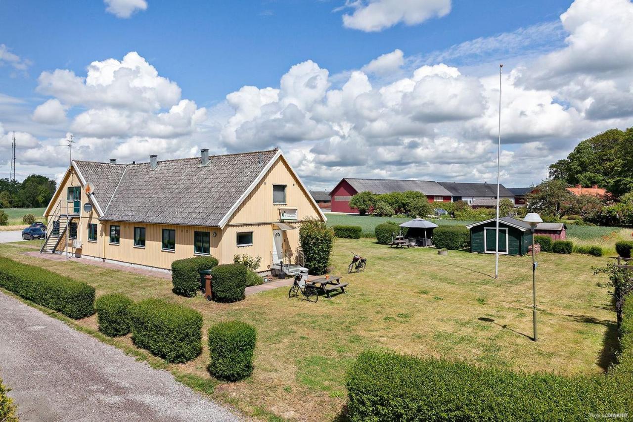 Bruksparkens Hostel Vellinge Екстер'єр фото